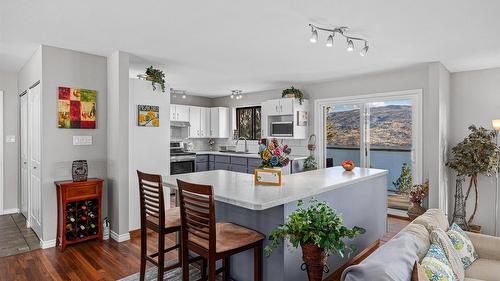 5821 Atkinson Crescent, Peachland, BC - Indoor Photo Showing Dining Room