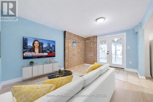 23 Northgate Boulevard, Brampton, ON - Indoor