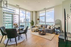 LPH3802 - 33 SHORE BREEZE DRIVE Toronto, ON M8V 0G1