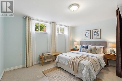 21 Brian Boulevard, Hamilton, ON - Indoor Photo Showing Bedroom