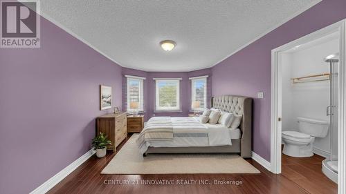 42 Kevi Crescent, Richmond Hill, ON - Indoor Photo Showing Bedroom