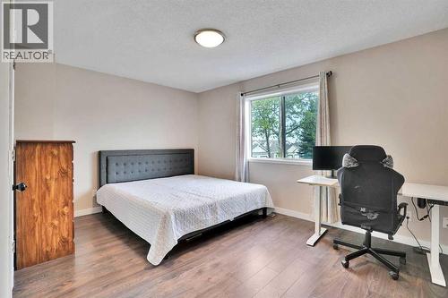 67 Somervale Drive Sw, Calgary, AB 
