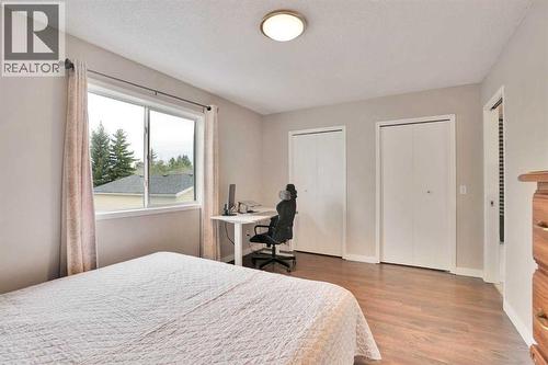 67 Somervale Drive Sw, Calgary, AB 