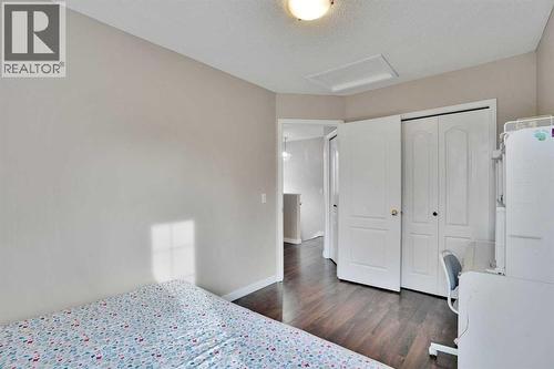 67 Somervale Drive Sw, Calgary, AB 