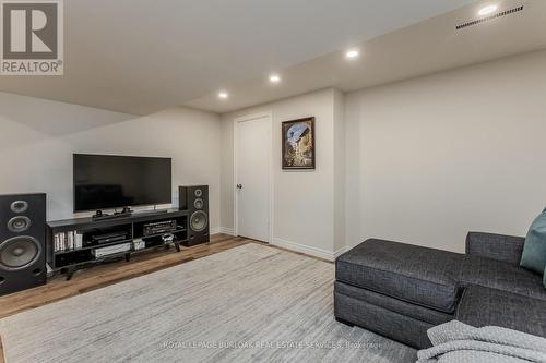 2 Glenbarr Road, St. Catharines, ON - Indoor