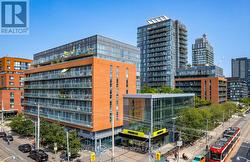 704 - 1 COLE STREET Toronto, ON M5A 4M2