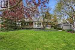 21 BRIAN Boulevard  Waterdown, ON L8B 0C7