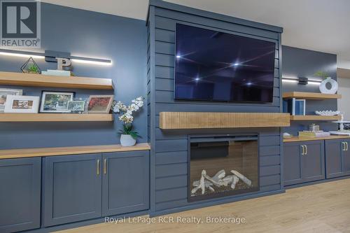 22 Nickason Drive, Arran-Elderslie, ON - Indoor With Fireplace