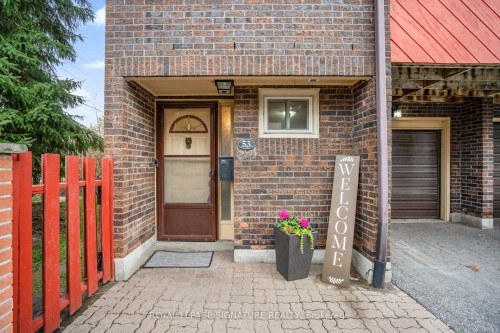 53 Poets Walk Way, Toronto, ON - Outdoor