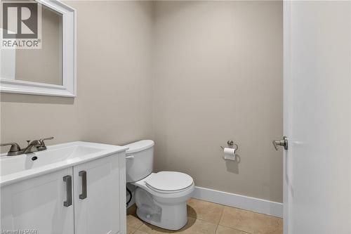 UNIT A - Main Level Bathroom - 167 Walnut Street S, Hamilton, ON - Indoor Photo Showing Bathroom