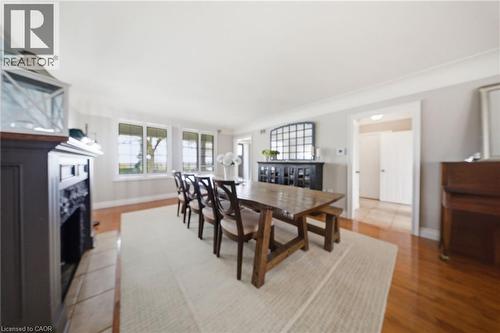 383 North Shore Boulevard W, Burlington, ON - Indoor Photo Showing Dining Room