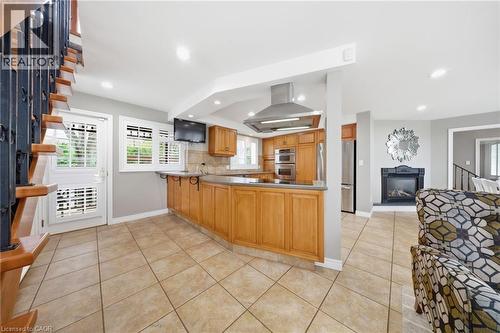 383 North Shore Boulevard W, Burlington, ON - Indoor With Fireplace