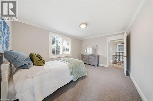 383 North Shore Boulevard W, Burlington, ON - Indoor Photo Showing Bedroom