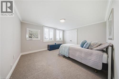 383 North Shore Boulevard W, Burlington, ON - Indoor Photo Showing Bedroom