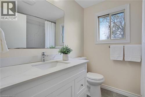 20 Ardoch Mews, Cambridge, ON - Indoor Photo Showing Bathroom