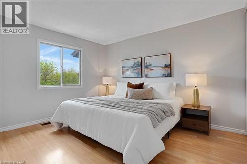 20 Ardoch Mews, Cambridge, ON - Indoor Photo Showing Bedroom