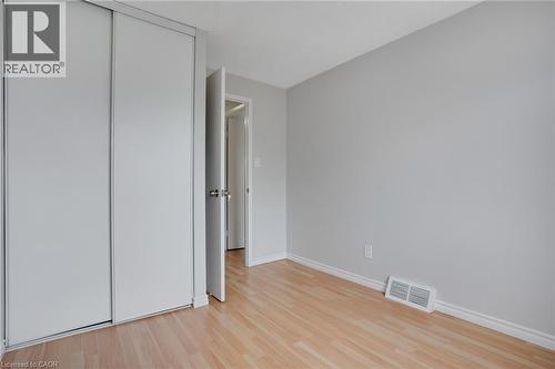 20 Ardoch Mews, Cambridge, ON - Indoor Photo Showing Other Room