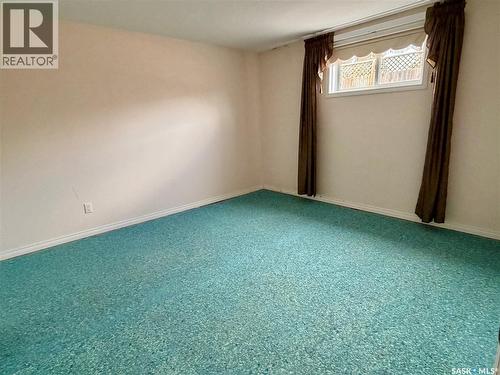 616 3Rd Street E, Spiritwood, SK - Indoor Photo Showing Other Room
