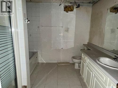616 3Rd Street E, Spiritwood, SK - Indoor Photo Showing Bathroom