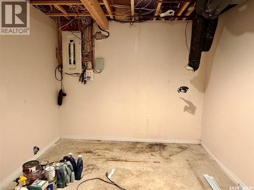 616 3Rd Street E, Spiritwood, SK - Indoor Photo Showing Basement