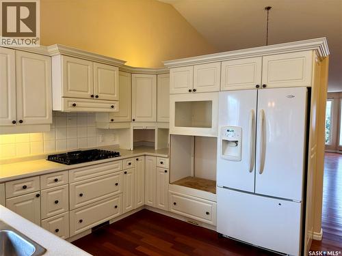 616 3Rd Street E, Spiritwood, SK - Indoor Photo Showing Kitchen