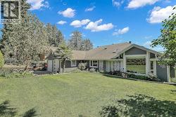 7811 REDROOFFS ROAD  Halfmoon Bay, BC V0N 1Y1