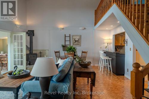 Living room - 14 Swallow Road, Mcdougall, ON - Indoor