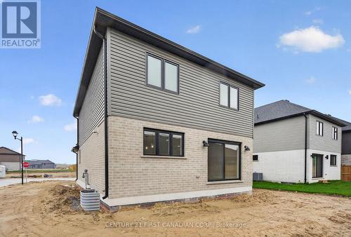 34 Postma Crescent, North Middlesex (Ailsa Craig), ON - Outdoor With Exterior