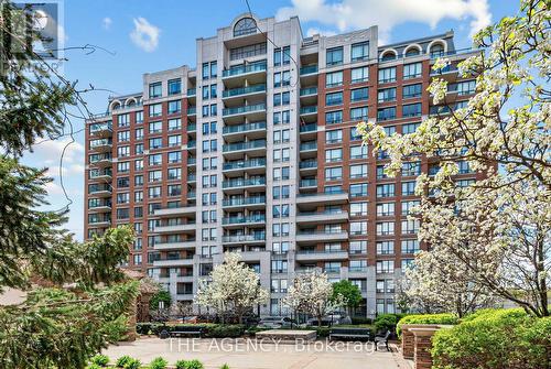 409 - 330 RED MAPLE ROAD  Richmond Hill, ON L4C 0T6