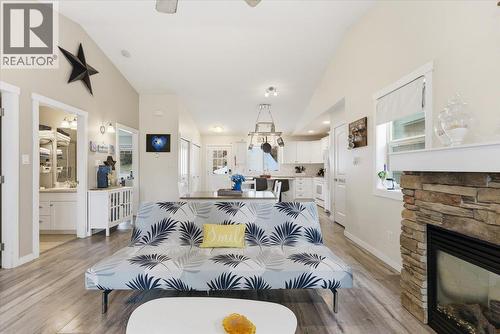 309 Killarney Way, Vernon, BC - Indoor Photo Showing Living Room With Fireplace