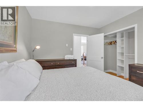 1213 Lambert Drive, Penticton, BC - Indoor Photo Showing Bedroom