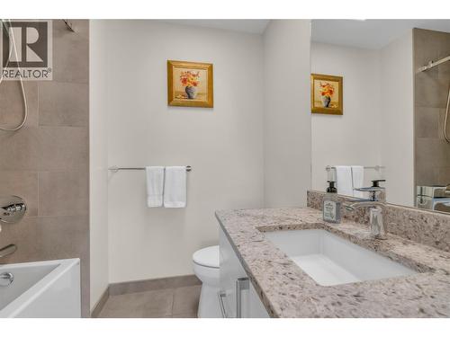 1213 Lambert Drive, Penticton, BC - Indoor Photo Showing Bathroom