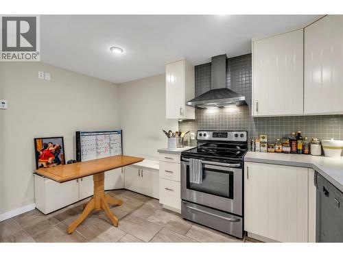 1213 Lambert Drive, Penticton, BC - Indoor Photo Showing Kitchen
