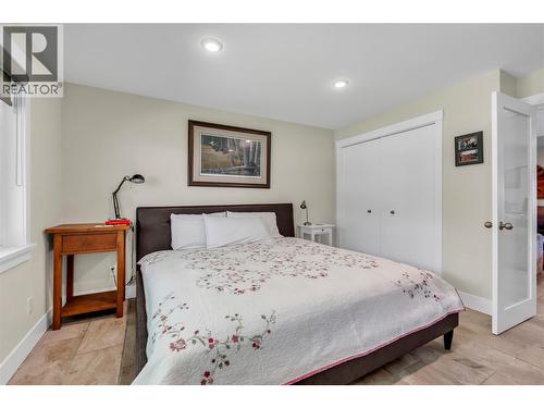 1213 Lambert Drive, Penticton, BC - Indoor Photo Showing Bedroom