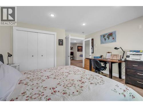 1213 Lambert Drive, Penticton, BC - Indoor Photo Showing Bedroom