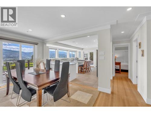 1213 Lambert Drive, Penticton, BC - Indoor Photo Showing Dining Room