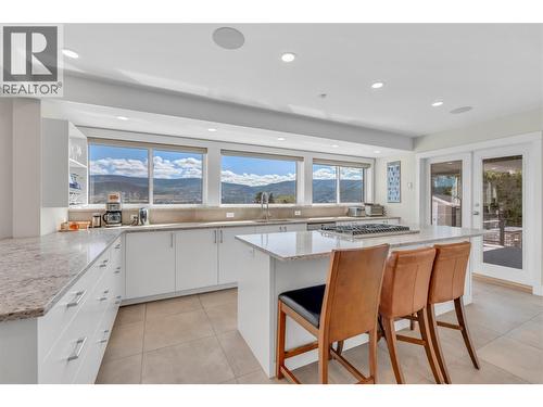 1213 Lambert Drive, Penticton, BC - Indoor Photo Showing Kitchen With Upgraded Kitchen