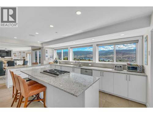 1213 Lambert Drive, Penticton, BC - Indoor Photo Showing Kitchen With Upgraded Kitchen