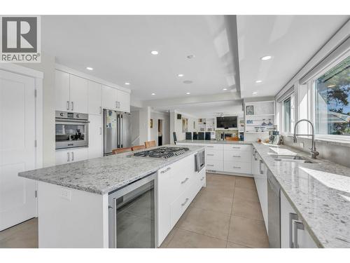 1213 Lambert Drive, Penticton, BC - Indoor Photo Showing Kitchen With Upgraded Kitchen