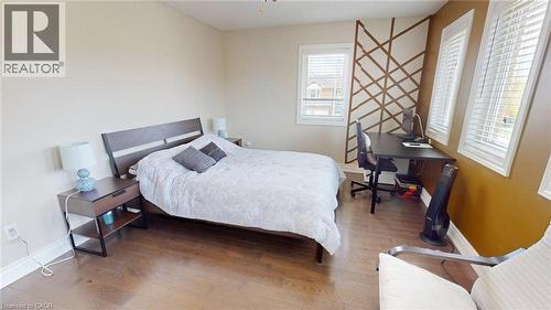6466 Lisgar Drive, Mississauga, ON - Indoor Photo Showing Bedroom