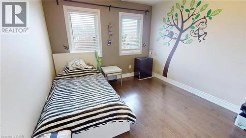 6466 Lisgar Drive, Mississauga, ON - Indoor Photo Showing Bedroom