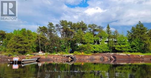 2333 KEY RIVER  Parry Sound Remote Area (Henvey), ON P0G 1A0