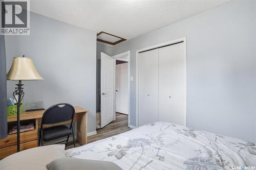 6831 Whelan Drive, Regina, SK - Indoor Photo Showing Bedroom