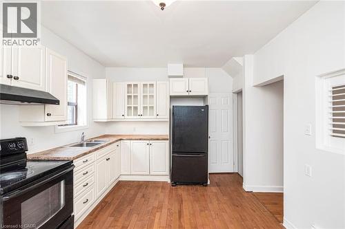 85 Oxford Street, Hamilton, ON - Indoor Photo Showing Kitchen With Double Sink