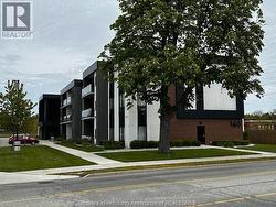 140 MAIN STREET East Unit# 203 Kingsville, ON N9Y 1A4