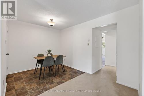33 Haxby Private, Ottawa, ON - Indoor