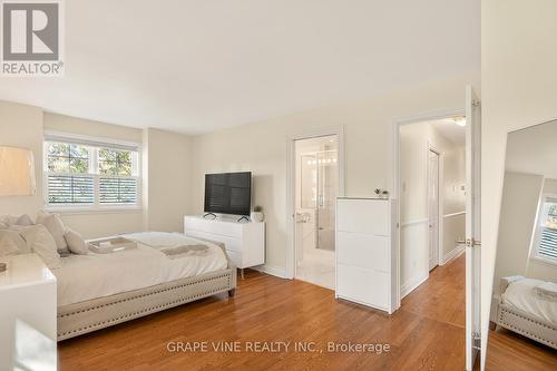 5763 Gowan Gate, Ottawa, ON - Indoor Photo Showing Bedroom