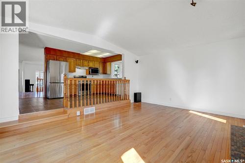 2419 Glamis Place E, Regina, SK - Indoor