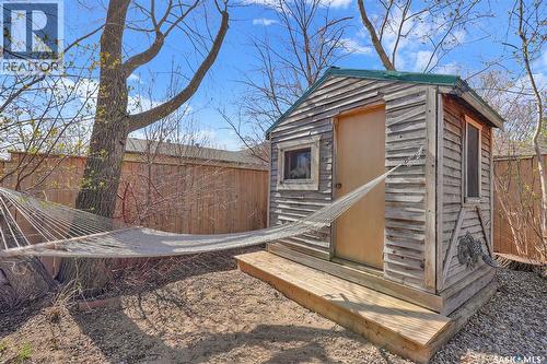 2419 Glamis Place E, Regina, SK - Outdoor