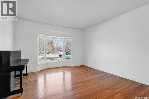 2419 Glamis Place E, Regina, SK - Indoor